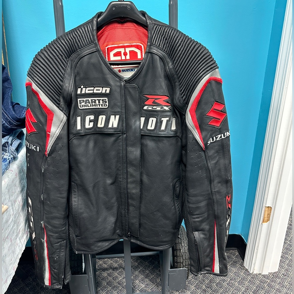 SOLD Icon Suzuki GSXR Motorcycle Racing Leather Jacket XXL